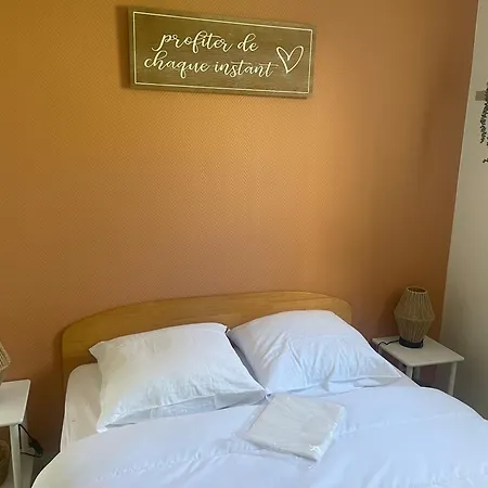 Prázdninový dům De La Bastide De *